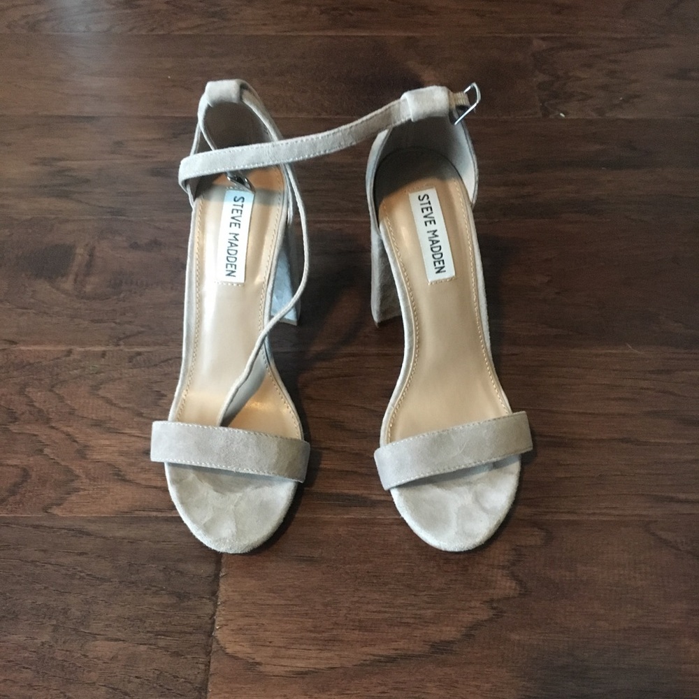 Steve Madden heels SOLD